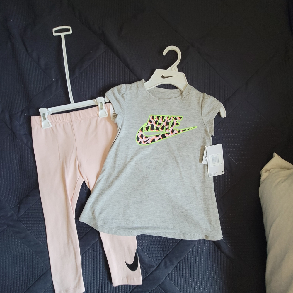 Nike Gray Tee and Light Pink Leggings Set